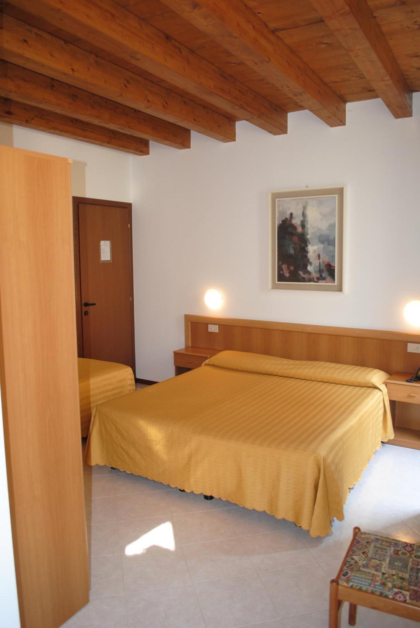 Hotel Tiziana Garni Gargnano Εξωτερικό φωτογραφία