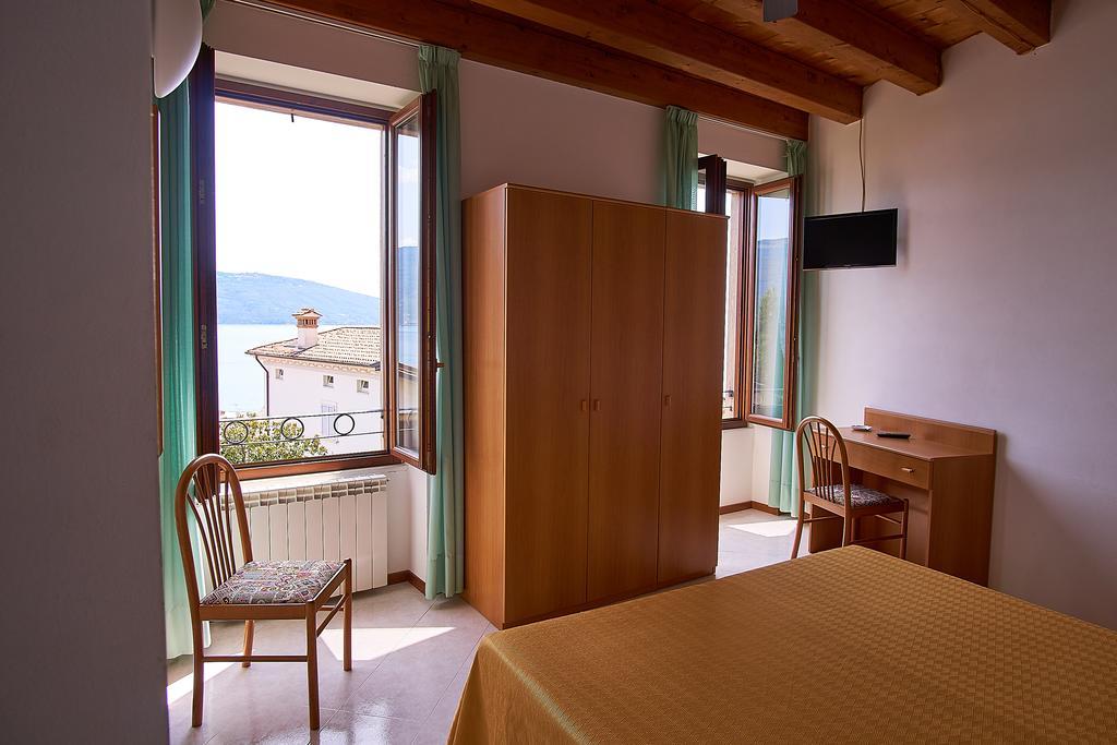 Hotel Tiziana Garni Gargnano Εξωτερικό φωτογραφία